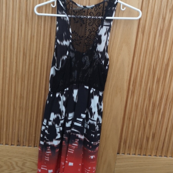 Mesh back dress - Picture 3 of 3